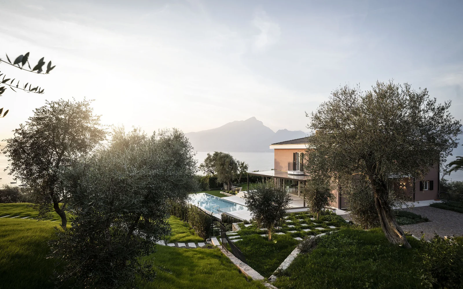 Villa E Villa E