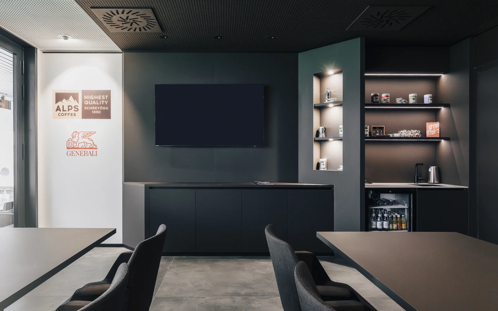 Alps Coffee – Stadium Loge