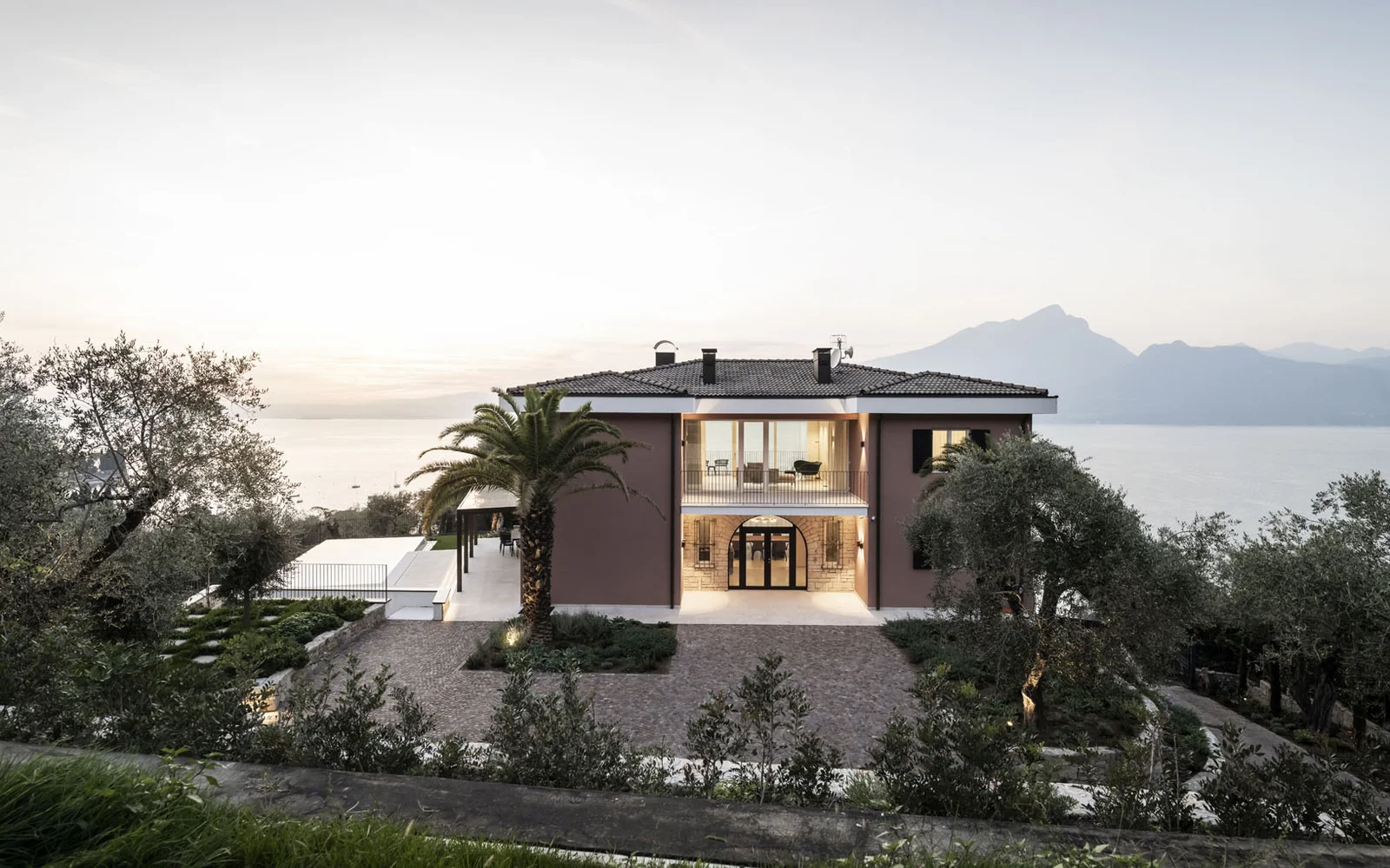 Villa E Villa E