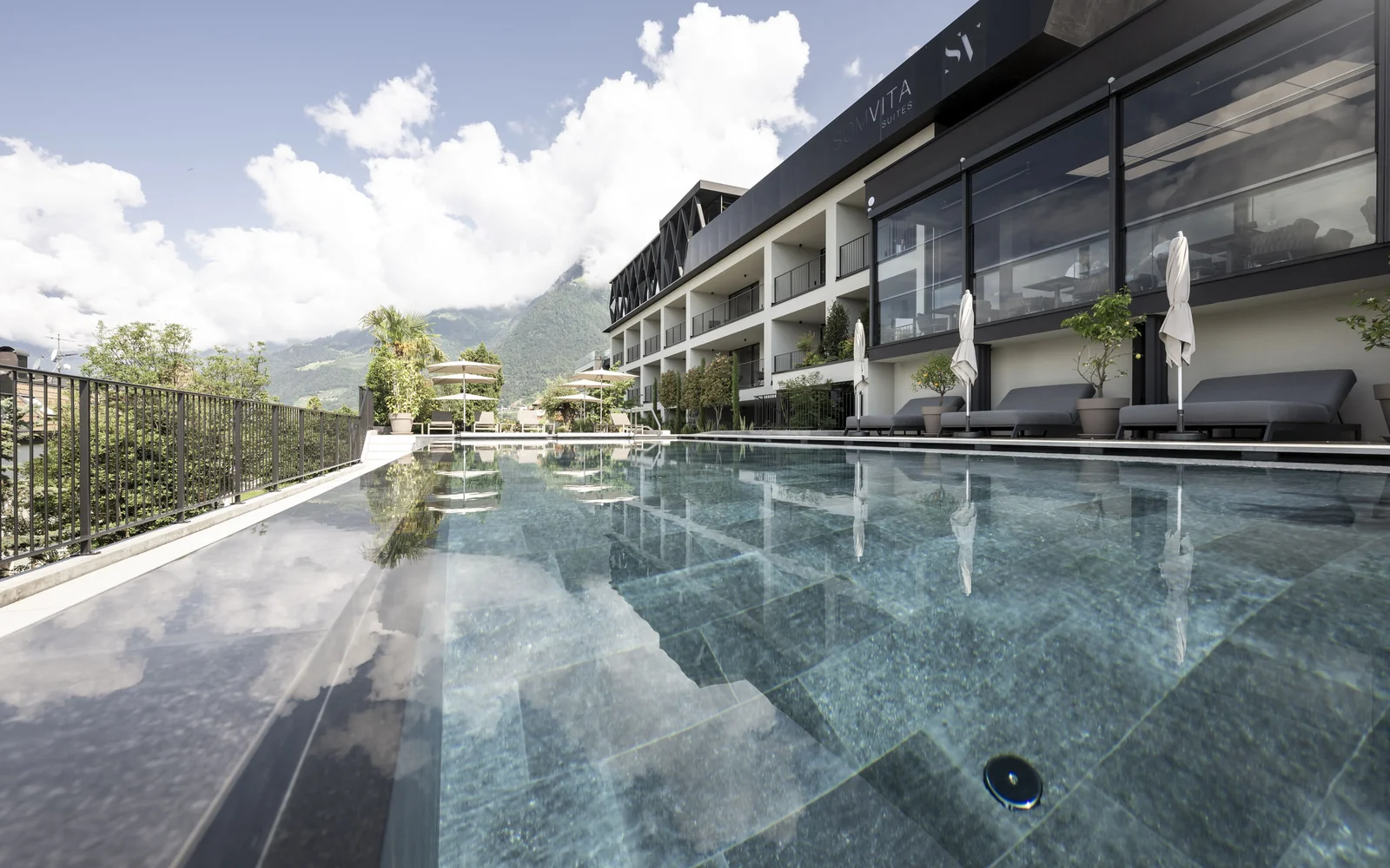 SomVita Suites SomVita Suites